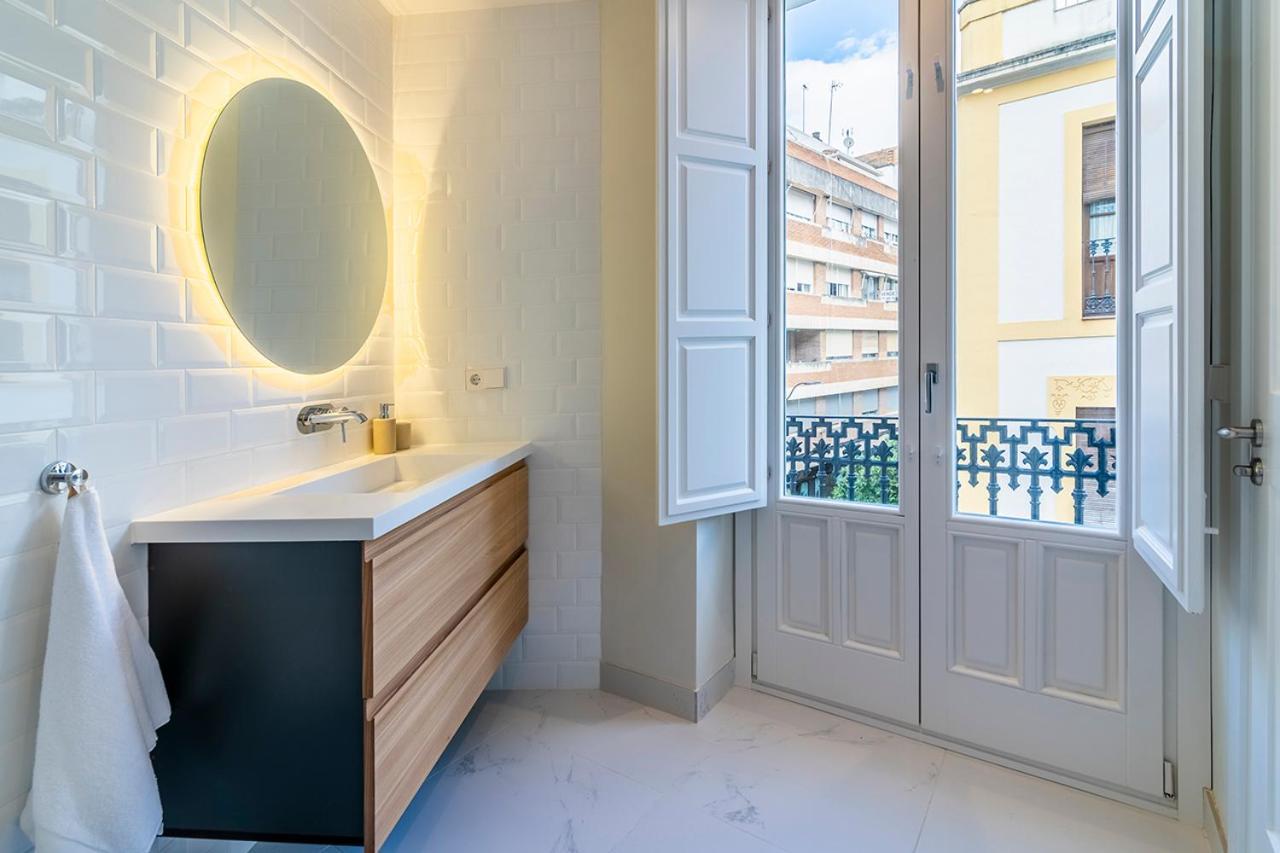 Cordoba Home Center Suites & Free Private Parking Exterior foto